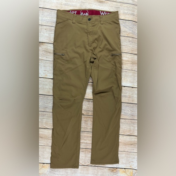 Mens Wrangler Outdoor Nylon Zippered Cargo Pants Brown Size 34x32 - Picture 1 of 6